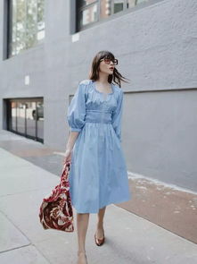 今夏心型領(lǐng) 時(shí)尚界不可錯(cuò)過(guò)的炸裂美學(xué)